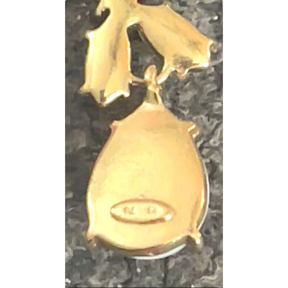 Avon Nina Ricci White Faux Opal Teardrop‎ Gold Tone Necklace Earring Set - Picture 5 of 5